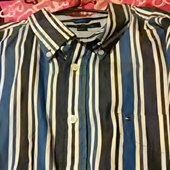 Tommy Hilfiger Striped Button up Dress shirt - Picture 8 of 8